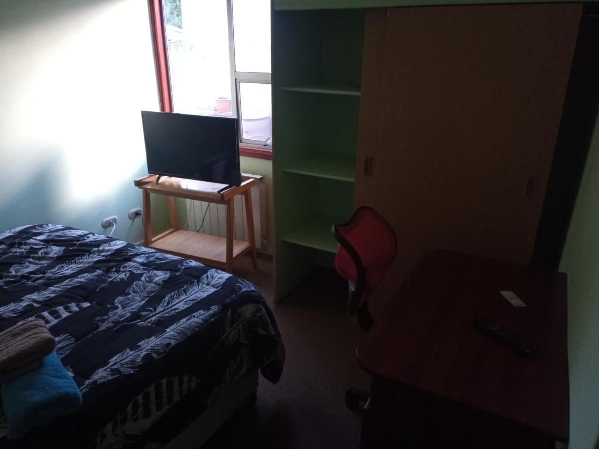 Hostal El Toque De Pilar Пунта-Аренас Екстер'єр фото