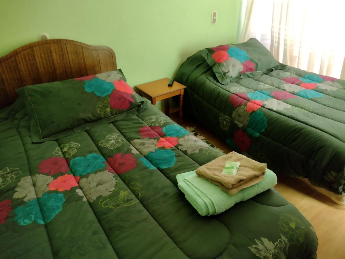Hostal El Toque De Pilar Пунта-Аренас Екстер'єр фото
