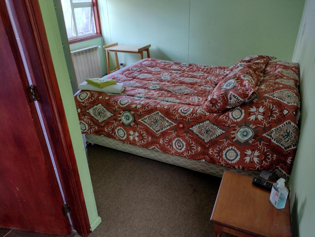 Hostal El Toque De Pilar Пунта-Аренас Екстер'єр фото