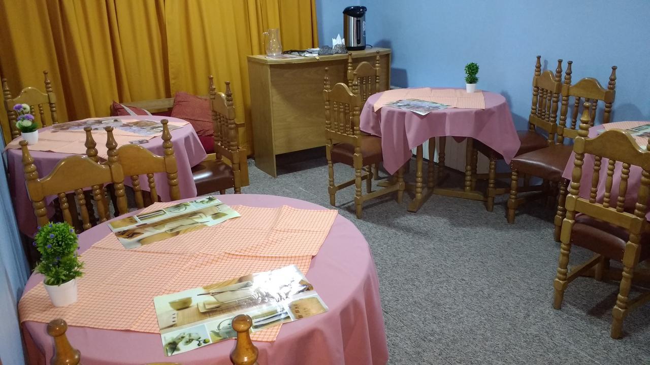 Hostal El Toque De Pilar Пунта-Аренас Екстер'єр фото