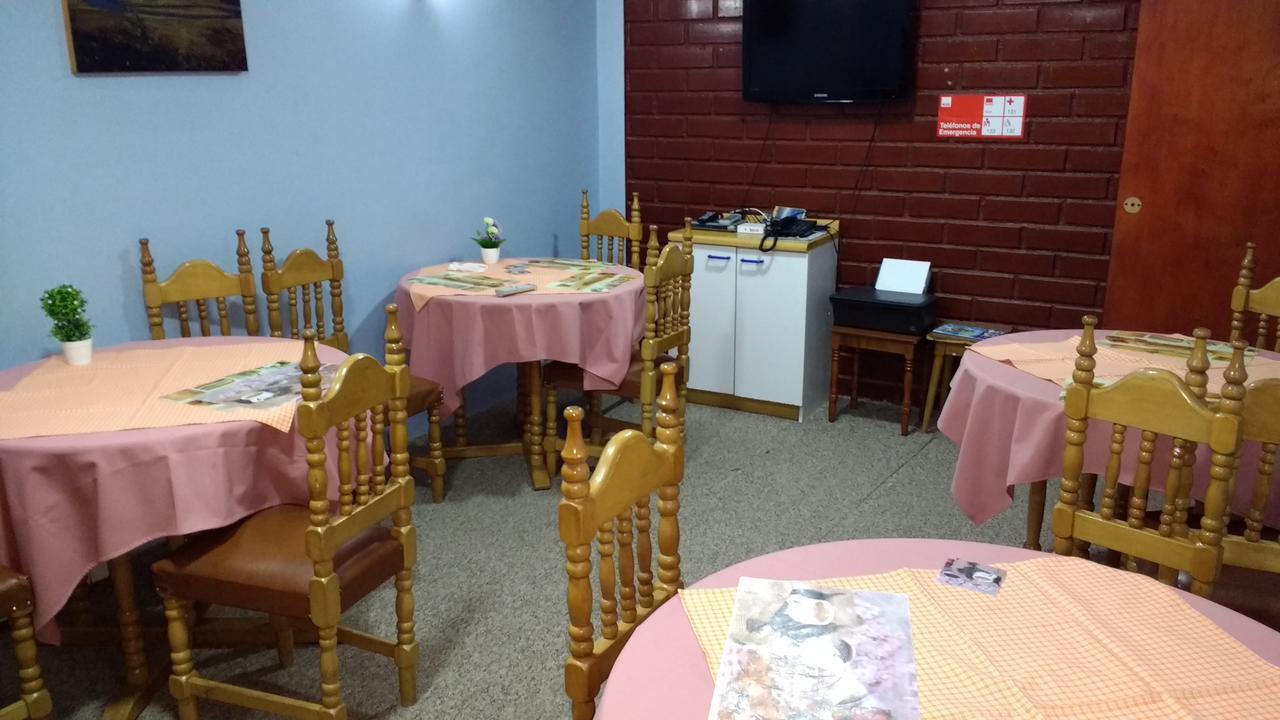 Hostal El Toque De Pilar Пунта-Аренас Екстер'єр фото