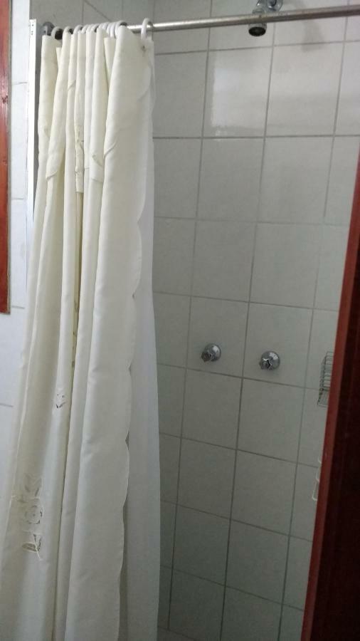 Hostal El Toque De Pilar Пунта-Аренас Екстер'єр фото