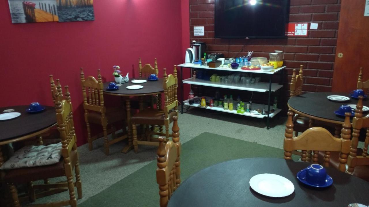 Hostal El Toque De Pilar Пунта-Аренас Екстер'єр фото